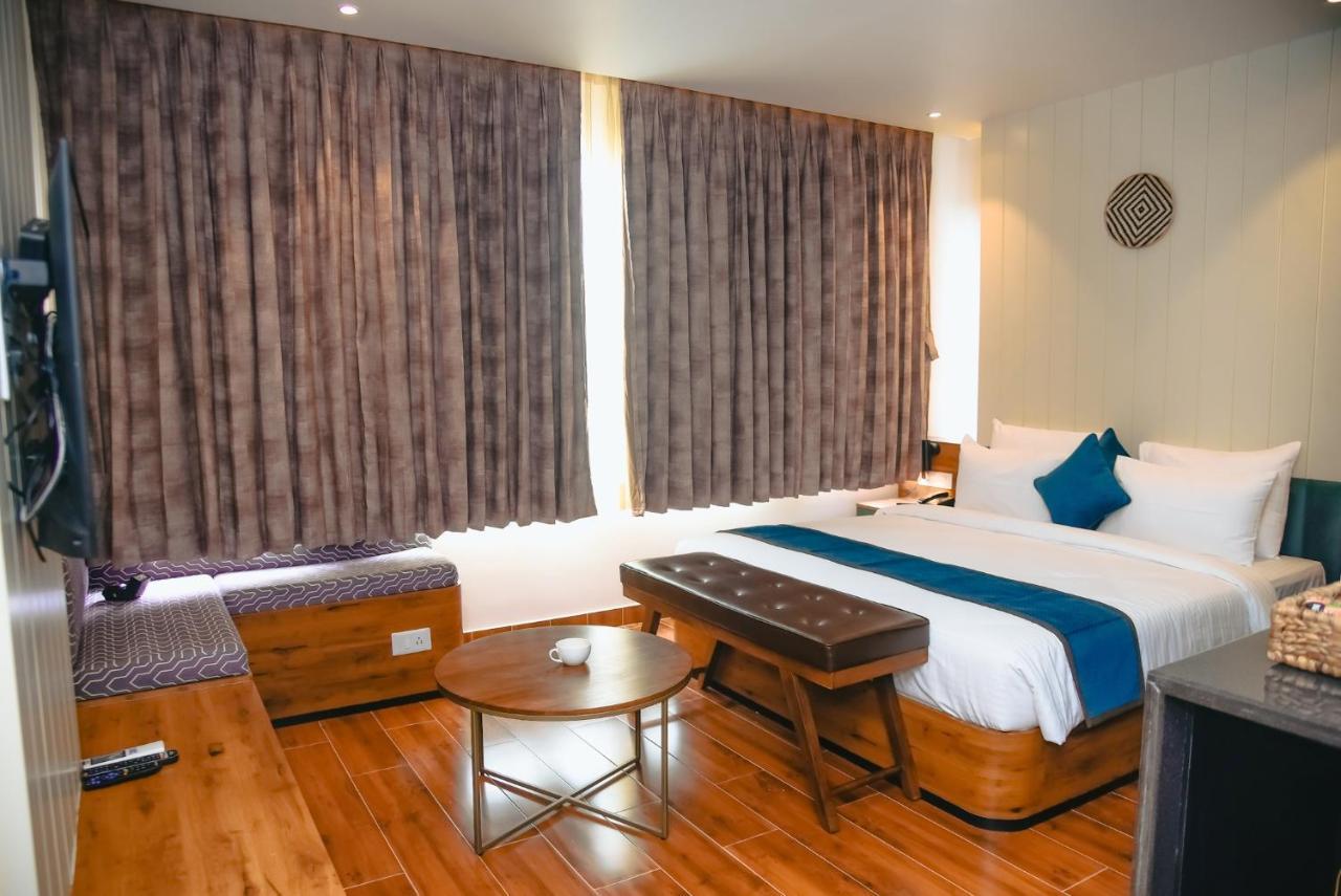 The Convoy Hotel Dibrugarh Exterior photo